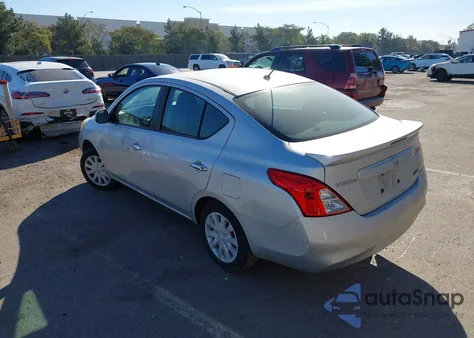2013 Nissan Versa 1.6 Sv z USA, uszkodzony, nr VIN 3N1CN7AP3DL847366